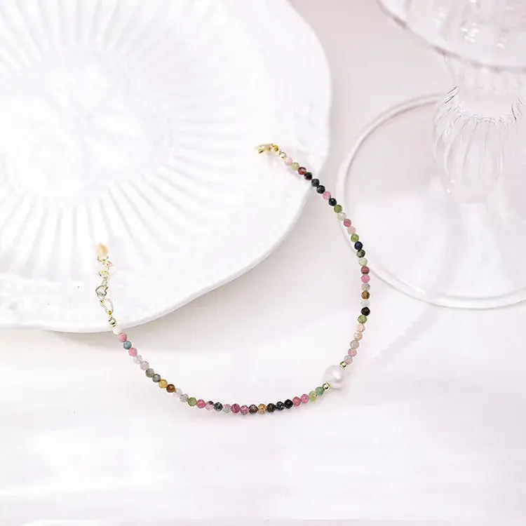 Guan Yu Crystal Pearl Beaded Bracelet for Women — feature 7
