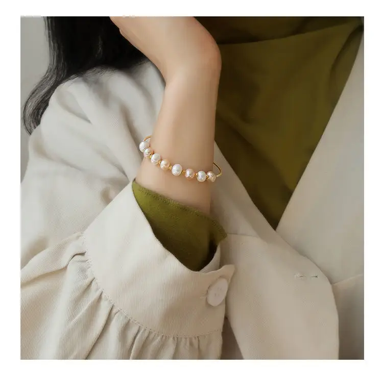 Guan Yu Freshwater Pearl Bracelet High Luster Bangle — feature 10