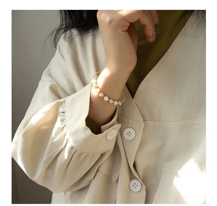Guan Yu Freshwater Pearl Bracelet High Luster Bangle — feature 11