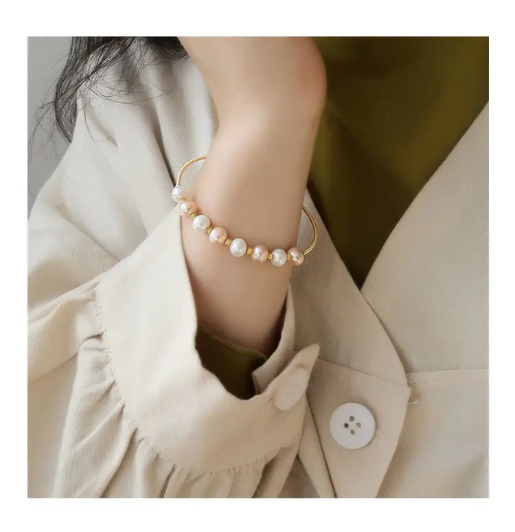 Guan Yu Freshwater Pearl Bracelet High Luster Bangle — feature 12