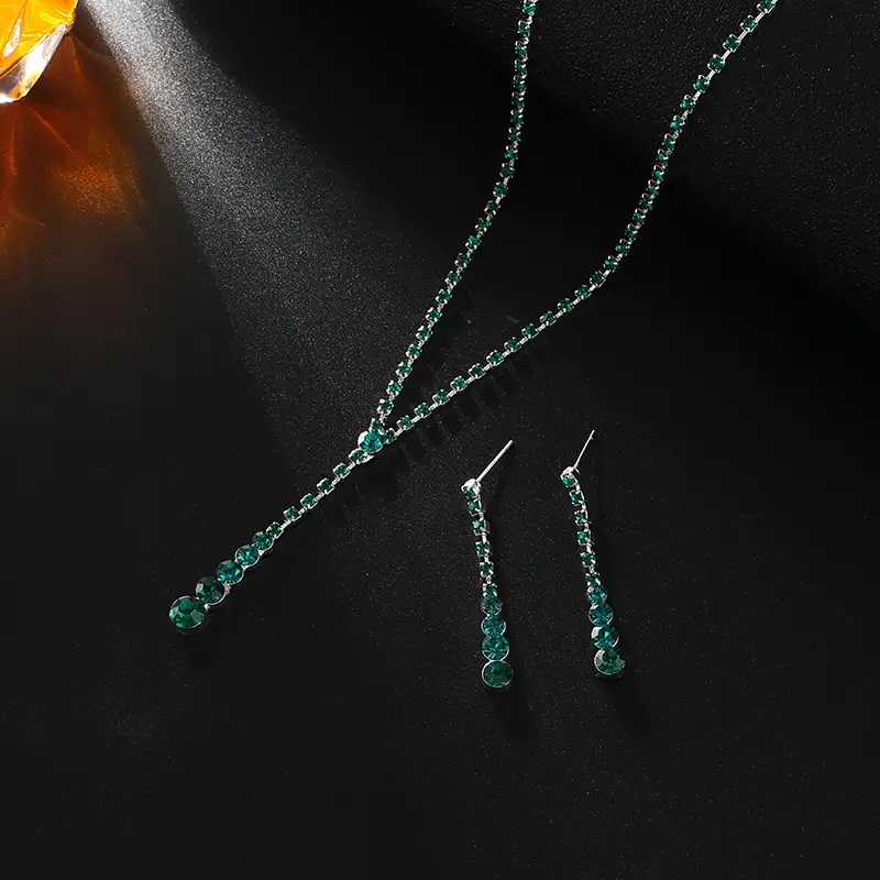 Japanese Korean Fashion Green Rhinestone Necklace Set for Women - Image 3