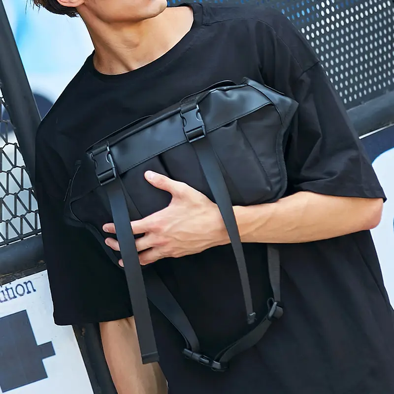 Men's Black Japanese Style Crossbody Bag Large Capacity - Image 4
