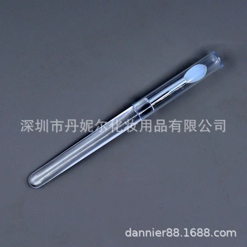 Silicone Lip Brush with Lid Portable Makeup Tool - Image 7