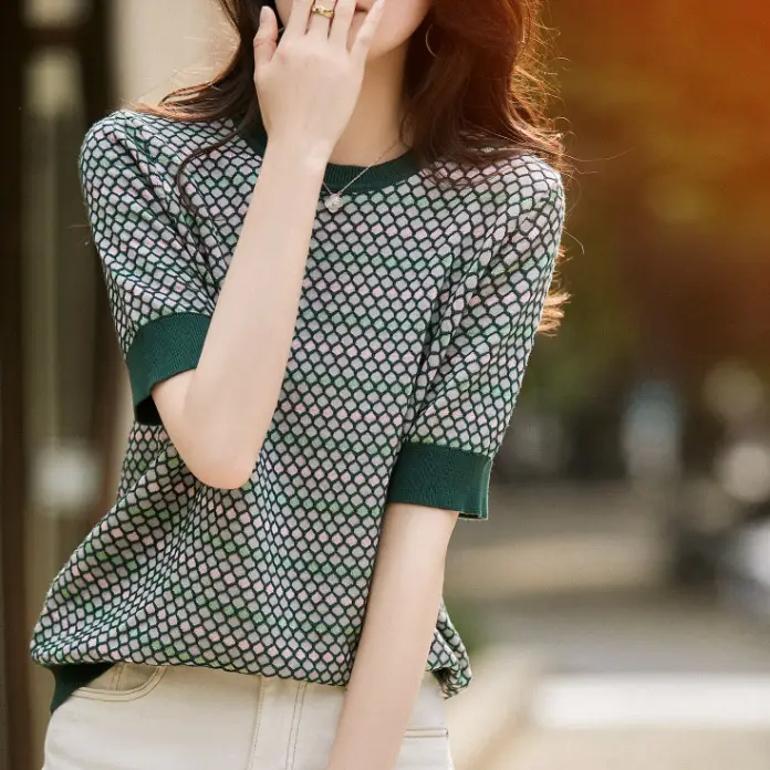2024 Summer Women's Knitted Plaid T-Shirt Top - Image 3