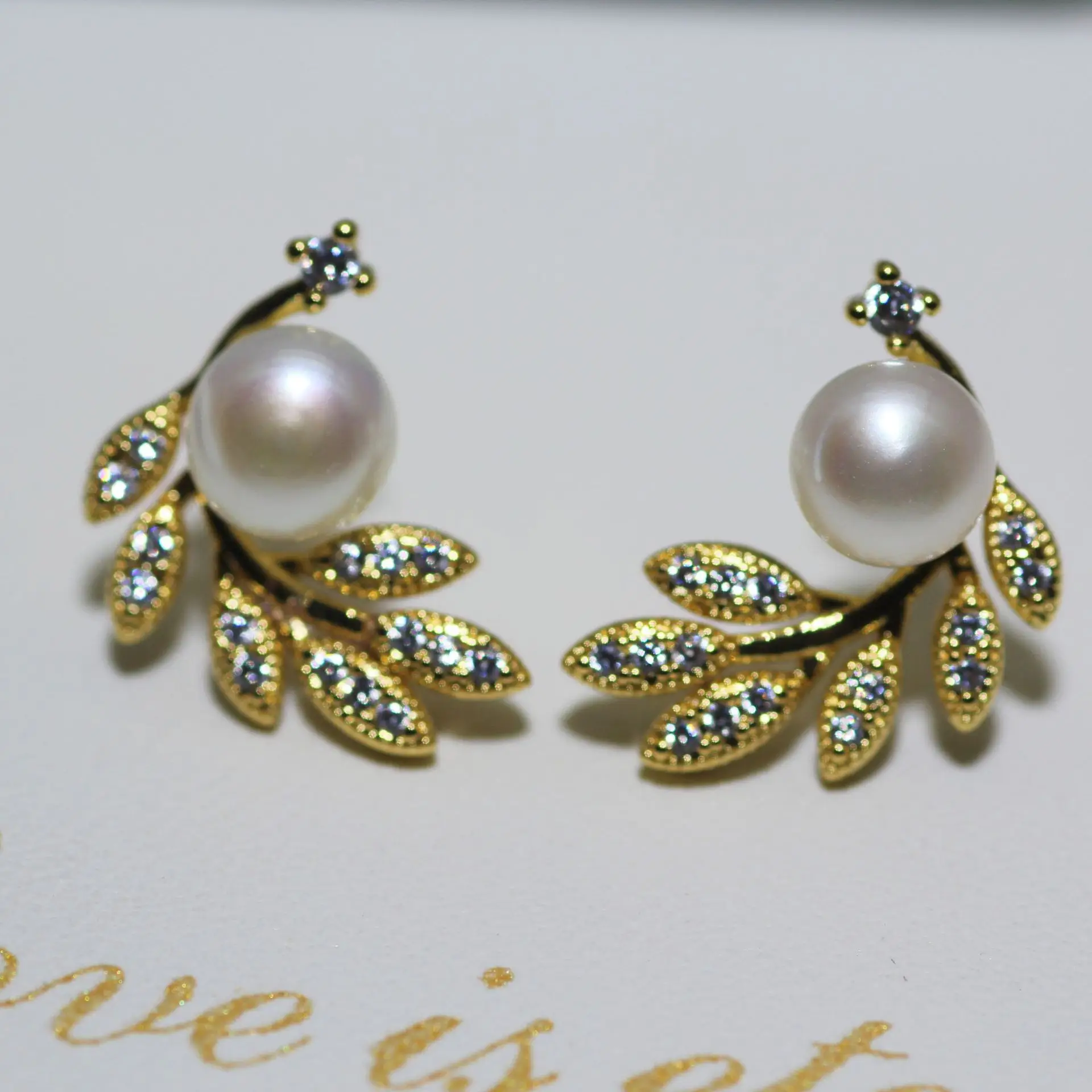 Pearl Earrings Gold Branch Design Vintage Style — feature 16