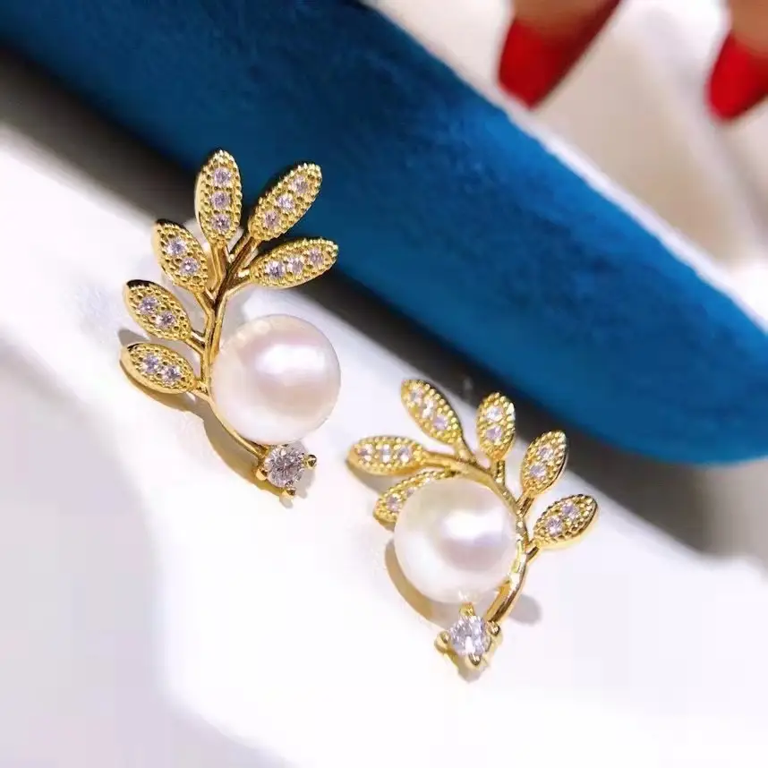 Pearl Earrings Gold Branch Design Vintage Style — feature 2