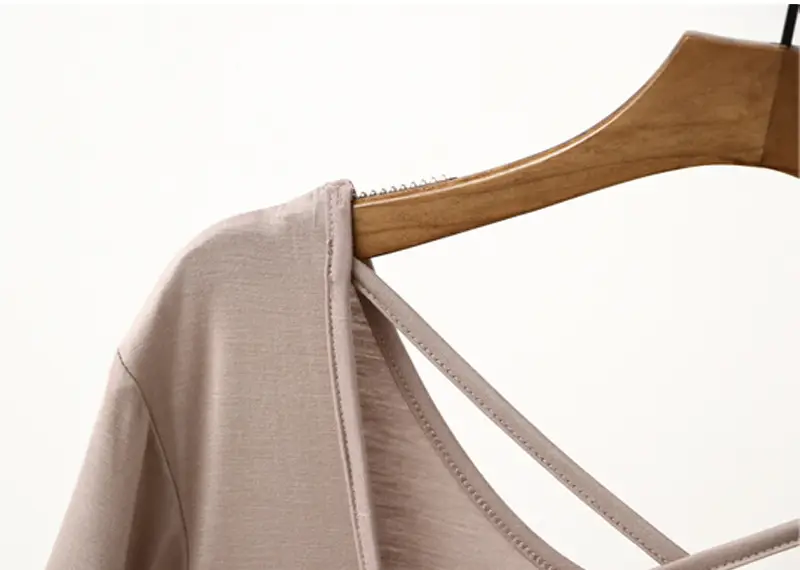 Women's Green Backless T-Shirt Mid Length Short Sleeve — feature 35