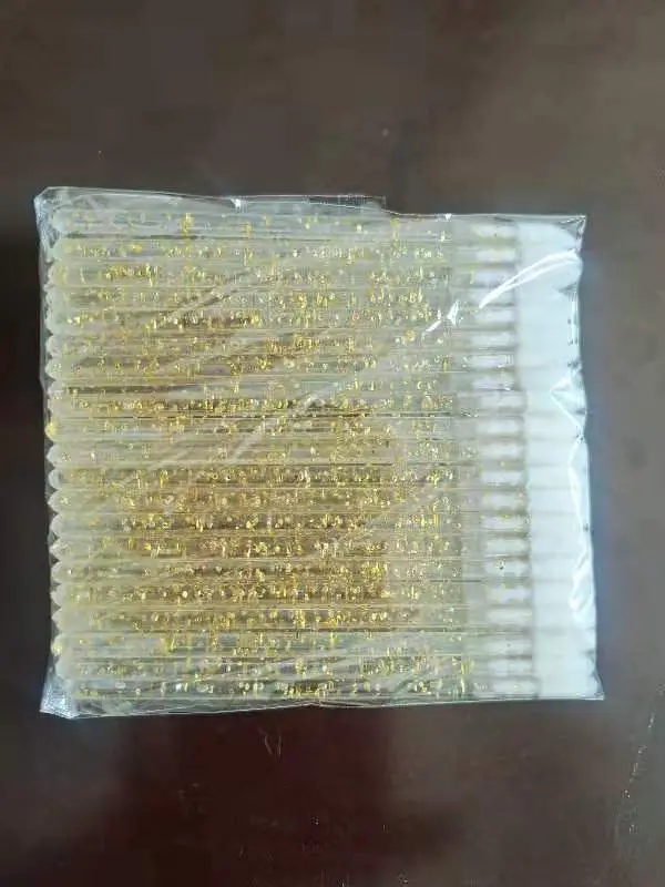 Cotton Swabs for Lip Gloss & Makeup Brushes - Image 4