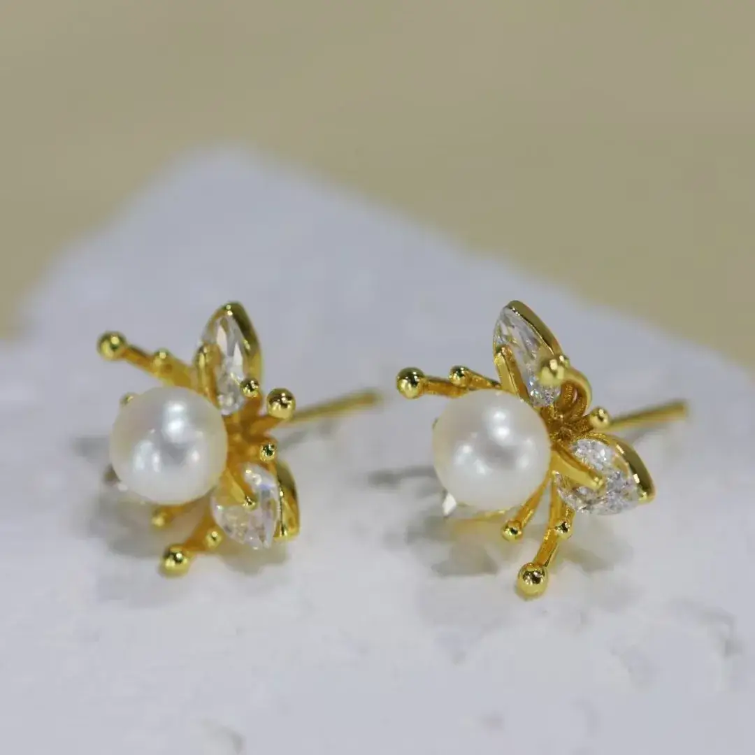 S925 Gold Pearl Butterfly Earrings Zircon Flower Design - Image 4