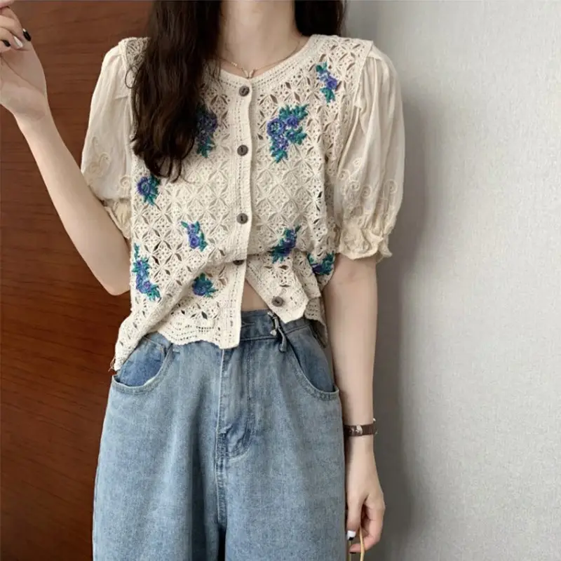 New V-Neck Lace Chiffon Short Sleeve Cardigan Set - Image 8