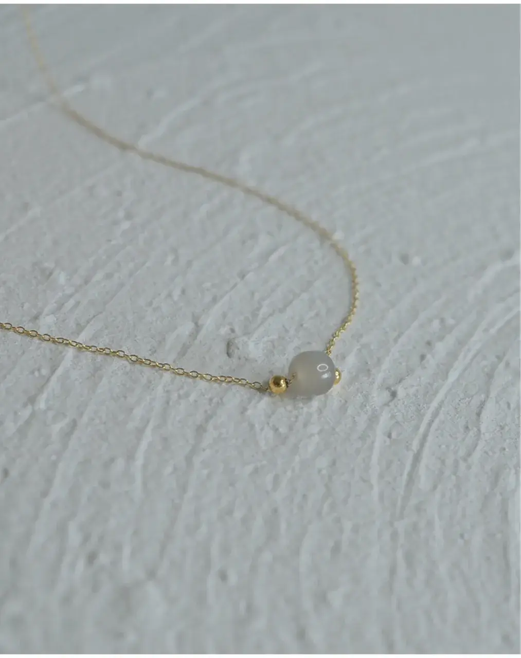 Single Gold Bead Necklace for Women 14K — feature 10