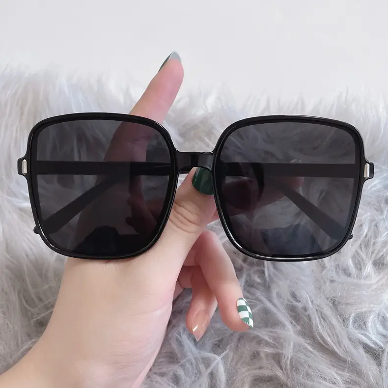 2023 New Korean Style Square Sunglasses for Women Men - Image 2