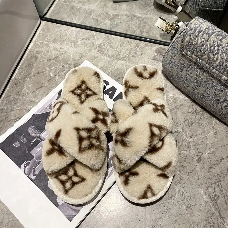 Cross-border New Imitation Rabbit Fur Cross Slippers Women's Home Warm Four-leaf Clover Mao Mao Flat Open Cotton Slippers for Foreign Trade