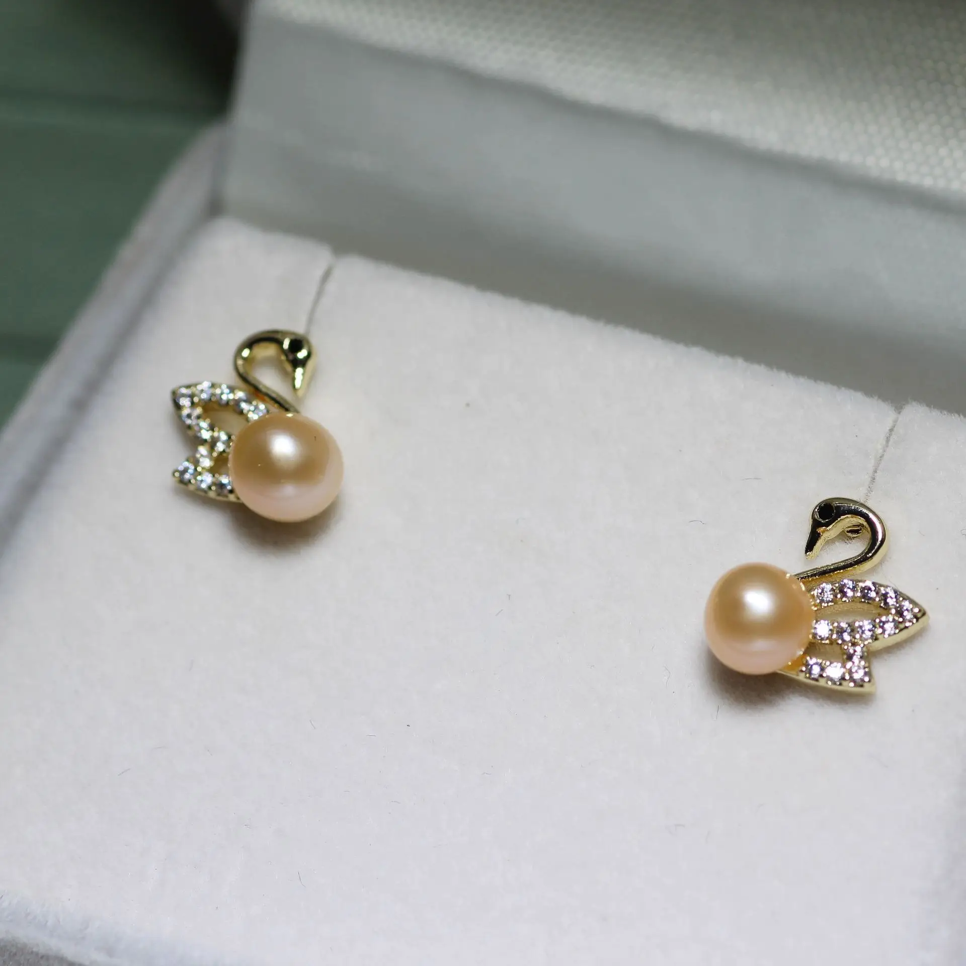 Dan Tao S925 Silver Pearl Little Swan Earrings — feature 10