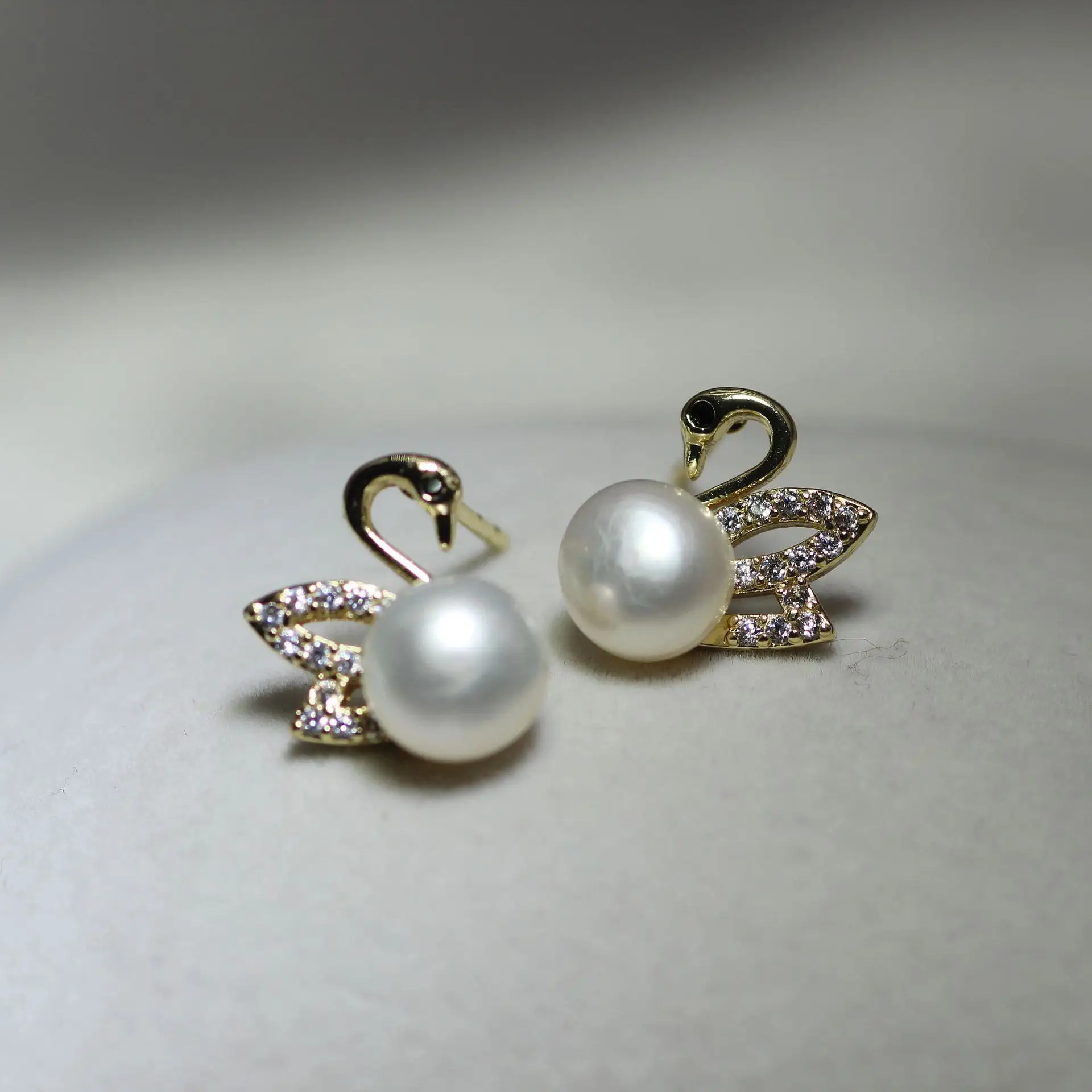 Dan Tao S925 Silver Pearl Little Swan Earrings — feature 11