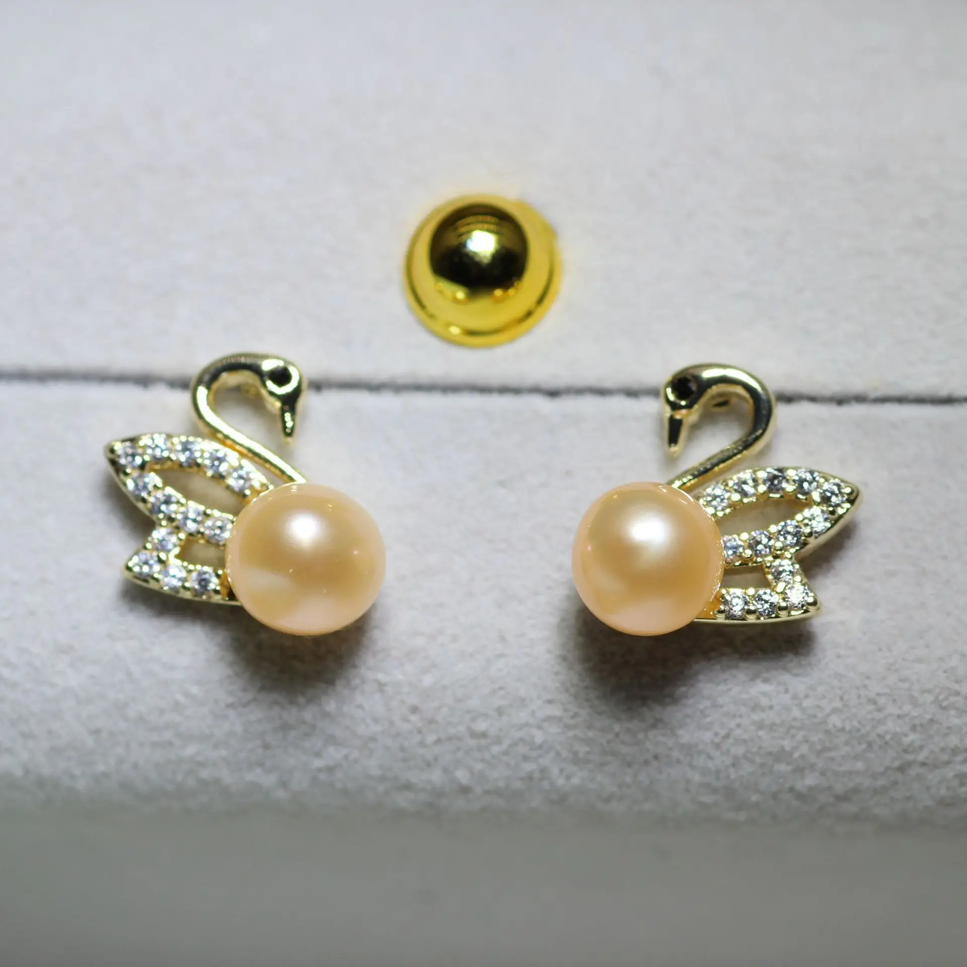 Dan Tao S925 Silver Pearl Little Swan Earrings — feature 2