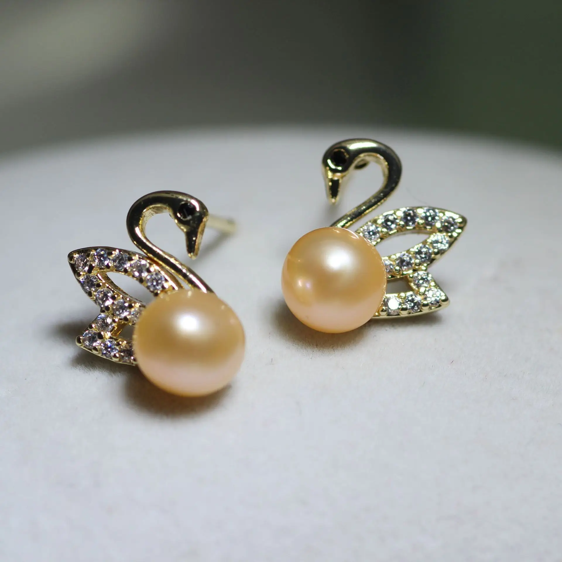 Dan Tao S925 Silver Pearl Little Swan Earrings — feature 4