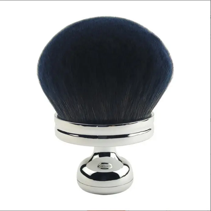 Ultra-Soft Large Mushroom Makeup Brush for Setting & Contouring - Image 3
