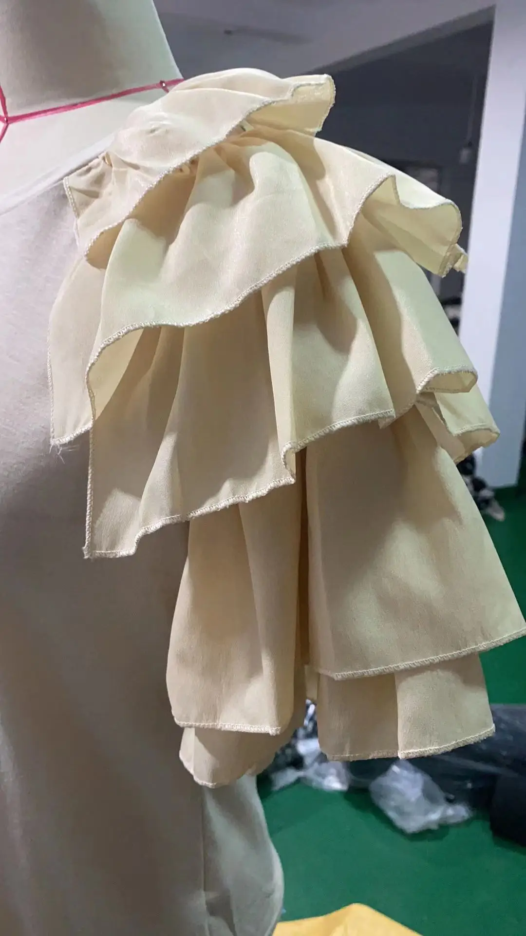 2021 Summer Ruffled T-Shirt White Short Sleeve — feature 9