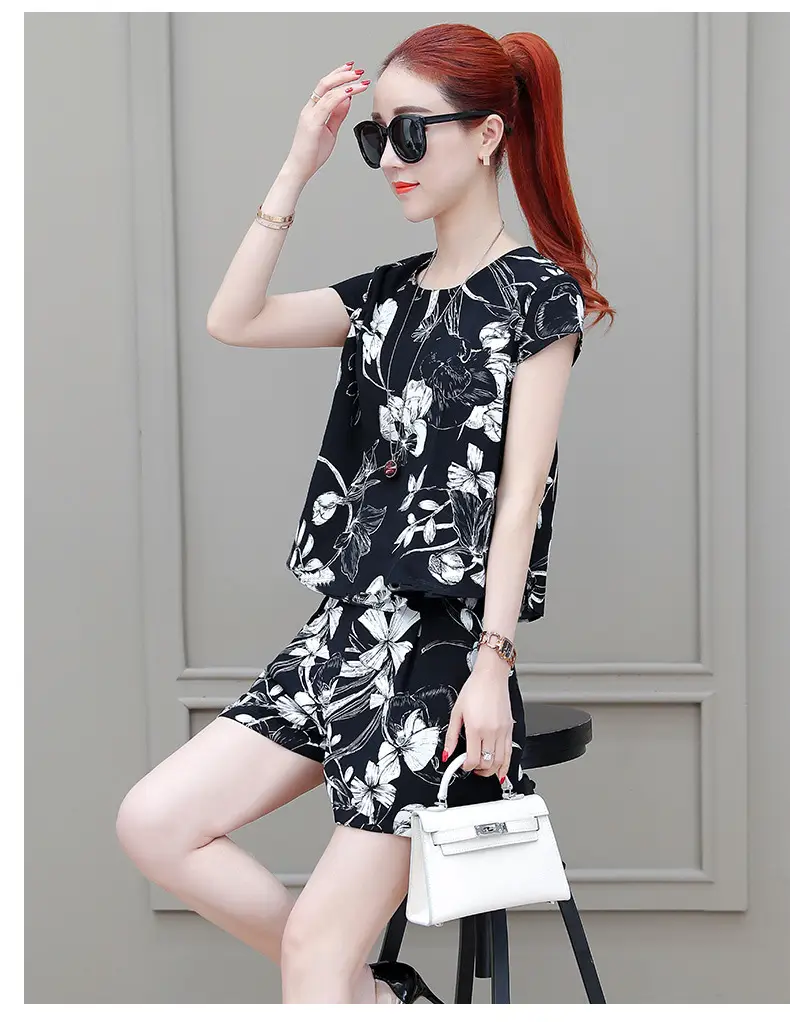 Women's Black Floral Shorts Set Plus Size Summer Wear — feature 9
