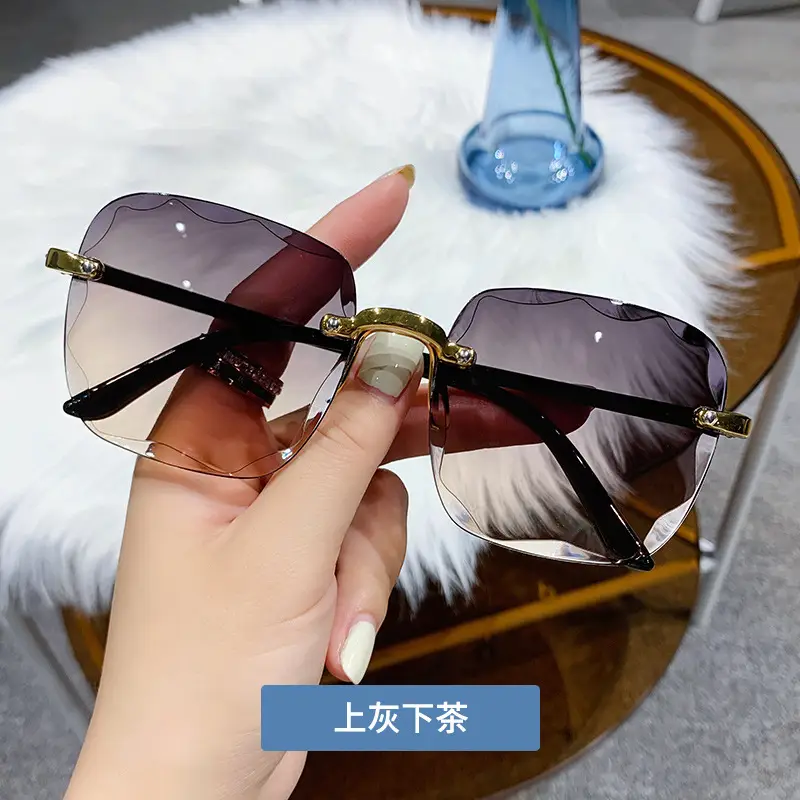 Korean Style Frameless Sunglasses UV-Proof Black - Image 2