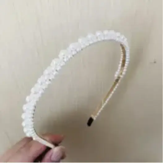 Fairy-Style Pearl Hairband for Women - Image 10