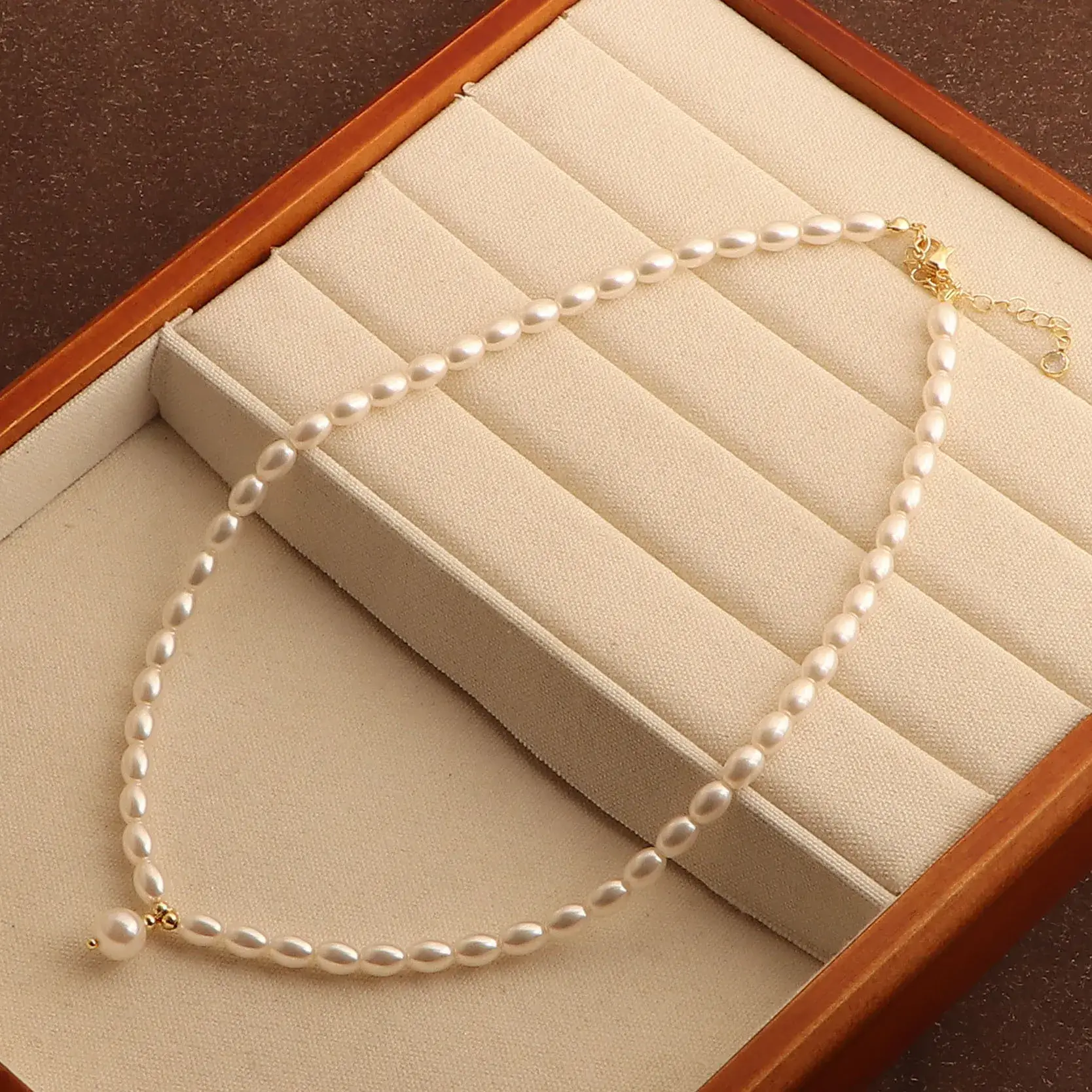 14K Gold Pearl Necklace for Women - Image 3