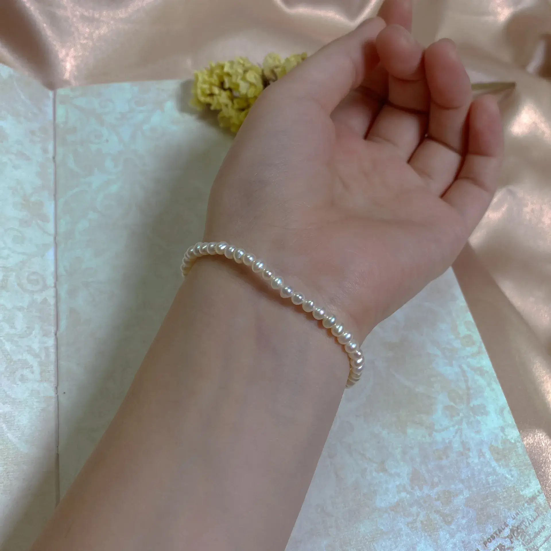 Natural Baroque Pearl Bracelet for Women - Image 10
