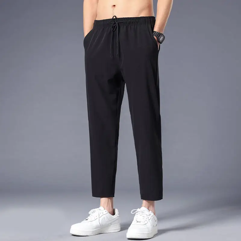 Straight Cropped Pants-Black