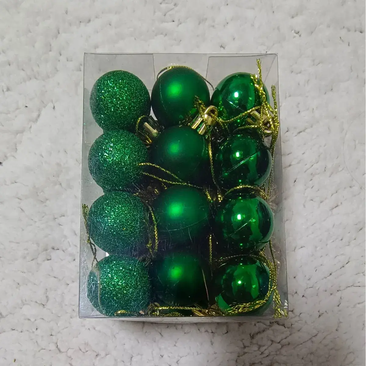 Golden Glitter Christmas Balls 24pcs Mixed Plastic - Image 5