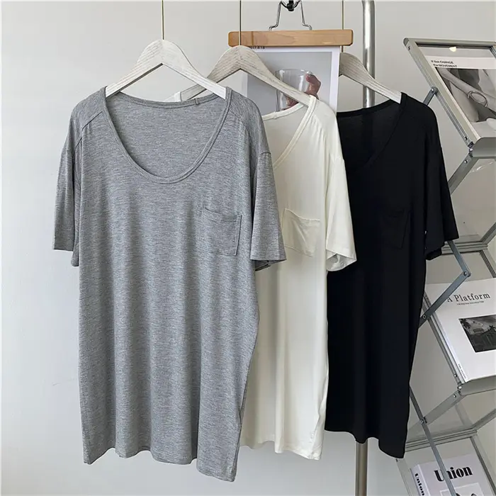 Women's Black Pocket Crew T-Shirt Thin Drapey — feature 1