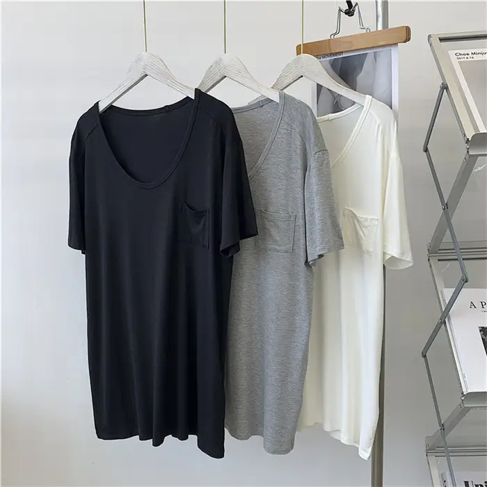 Women's Black Pocket Crew T-Shirt Thin Drapey — feature 16