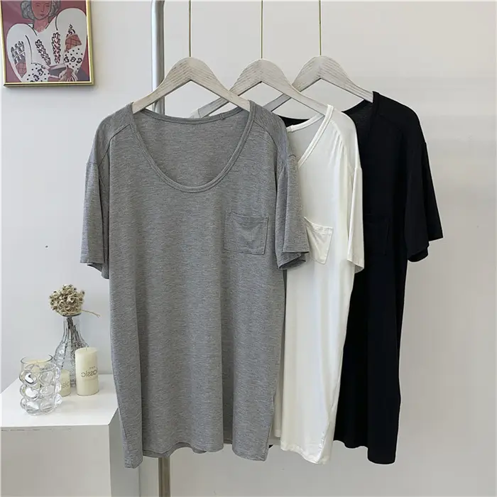 Women's Black Pocket Crew T-Shirt Thin Drapey — feature 6