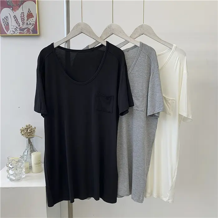 Women's Black Pocket Crew T-Shirt Thin Drapey — feature 7