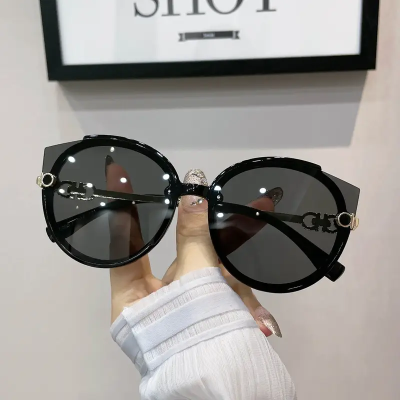 Internet-famous sunglasses women's street camera trendy disco beach sunglasses anti-ultraviolet summer personality fashion face small 6060 - Image 13