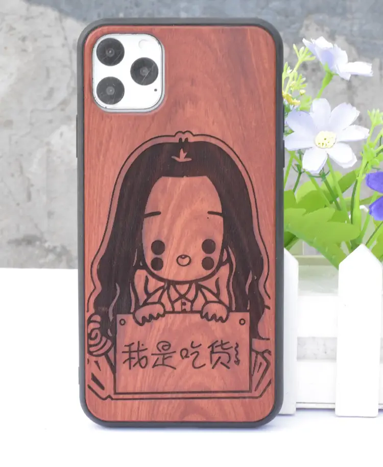 Wooden Protective iPhone 12/13 Case - Image 10