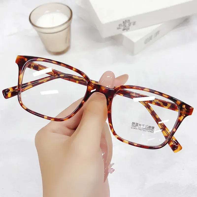 Women Anti-Blue Light Glasses Transparent Frame High Sensitivity - Image 4