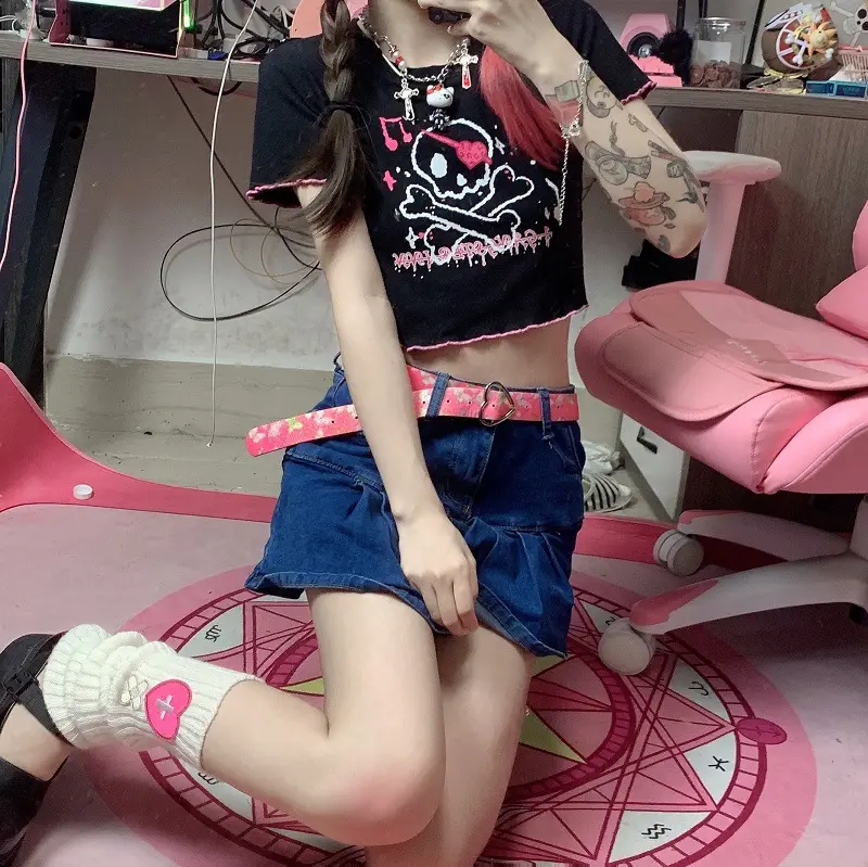 Women 2025 Dark Cartoon Crop Top Short Sleeve — feature 7