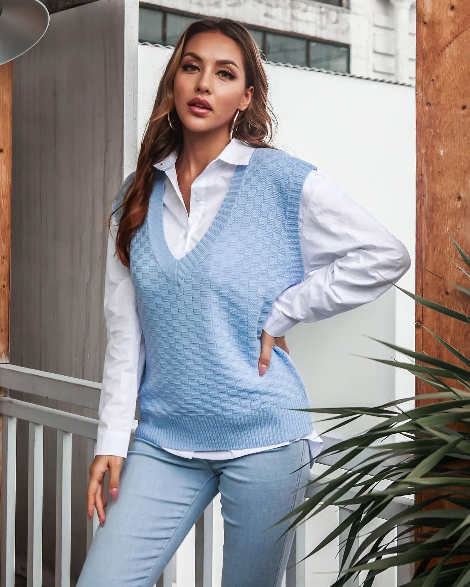 Women's 2021 Knitted Hollow Vest Vest Set - Image 3