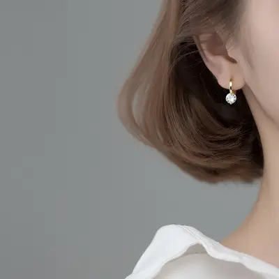 Elegant Short Ear Buckle Earrings for Women - Image 5