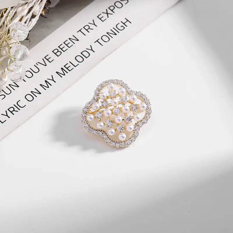 Japanese Style Hollow Out Zircon Pearl Brooch Accessory