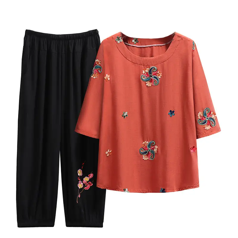 Green Embroidered Seven-Sleeve T-Shirt for Women - Image 16