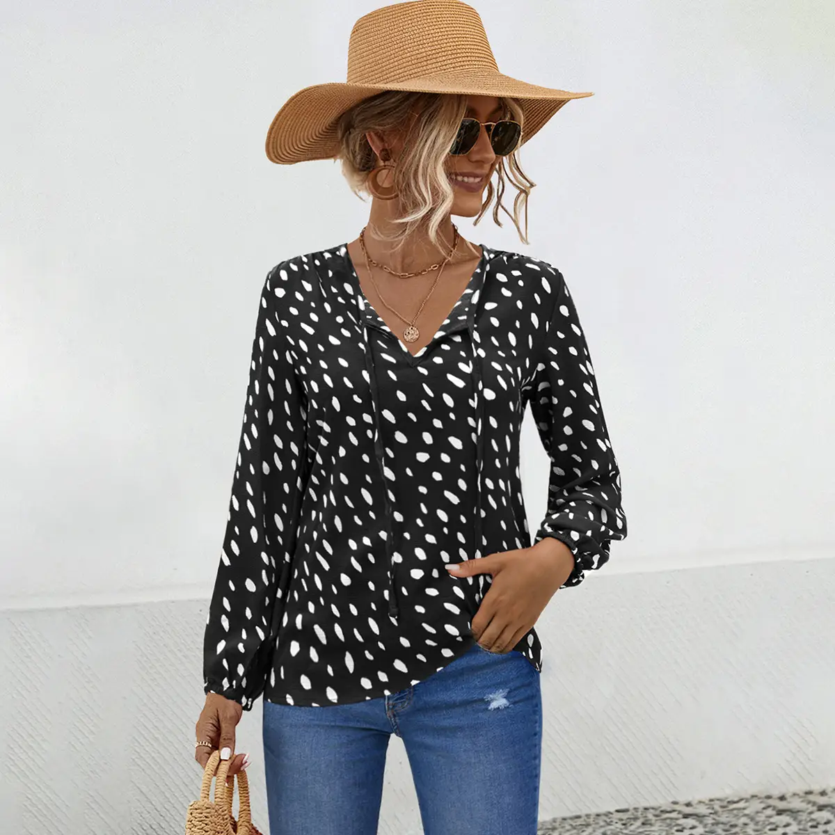Women's 2024 Wave Dot V-neck Bubble Sleeve Top — feature 2