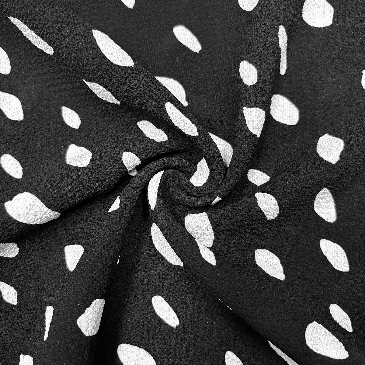 Women's 2024 Wave Dot V-neck Bubble Sleeve Top — feature 6