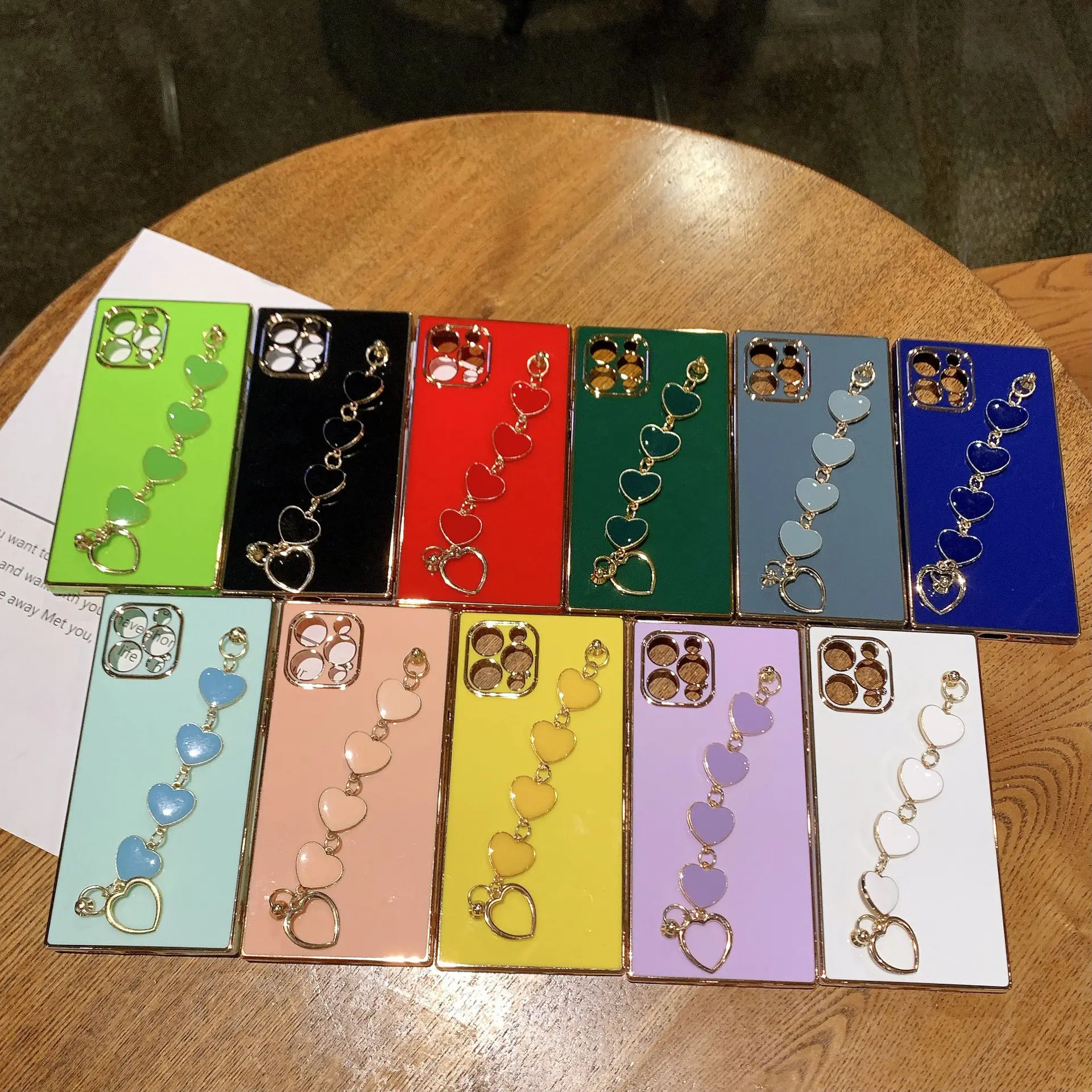 Square Edge Love Bracelet Protective Case for Apple 13 - Image 15