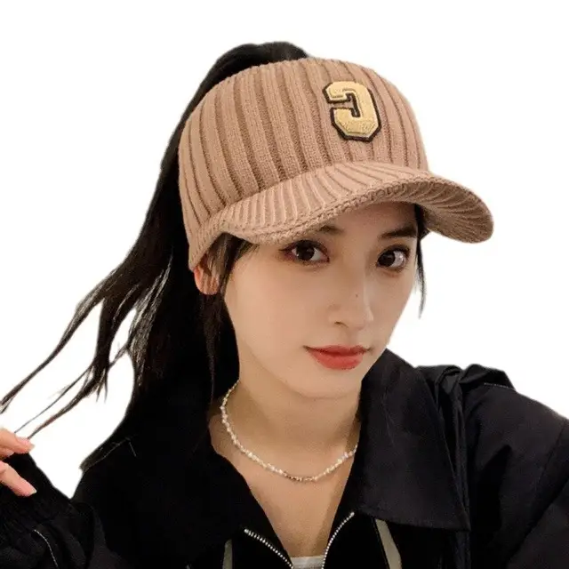 Women Black Knitted Letter Visor Cap with Chain - Image 7