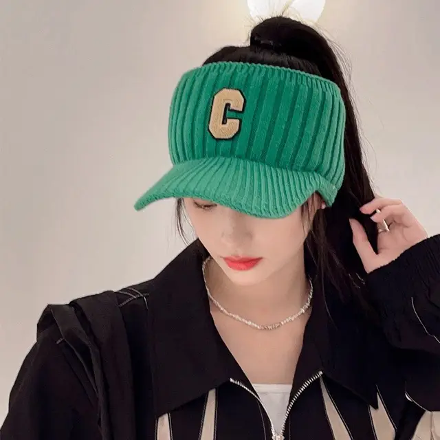 Women Black Knitted Letter Visor Cap with Chain - Image 3