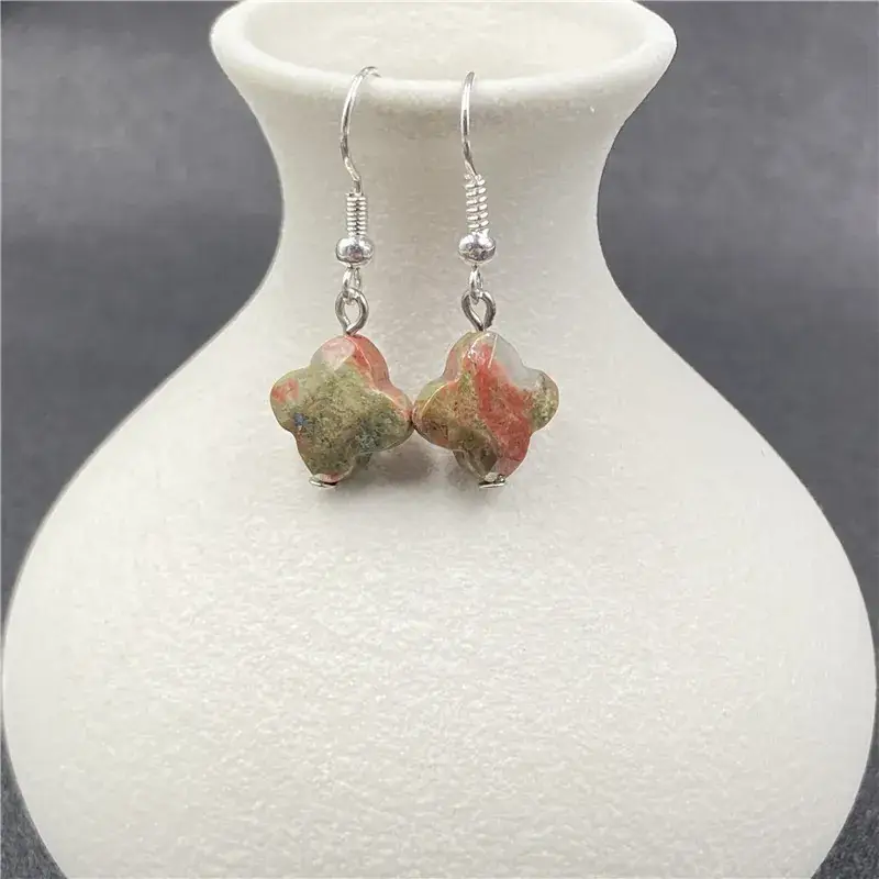 Pink Four-leaf Crystal Earrings for Women - Image 7