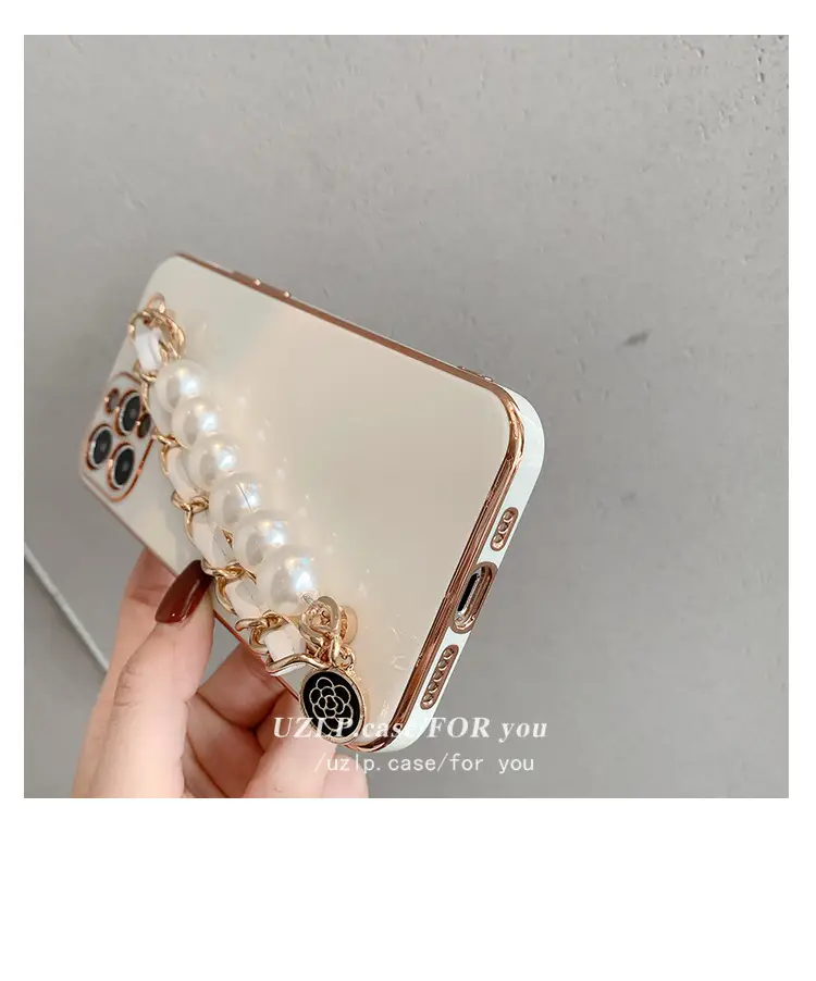 Pearl Pearl Chain iPhone Case Black — feature 13