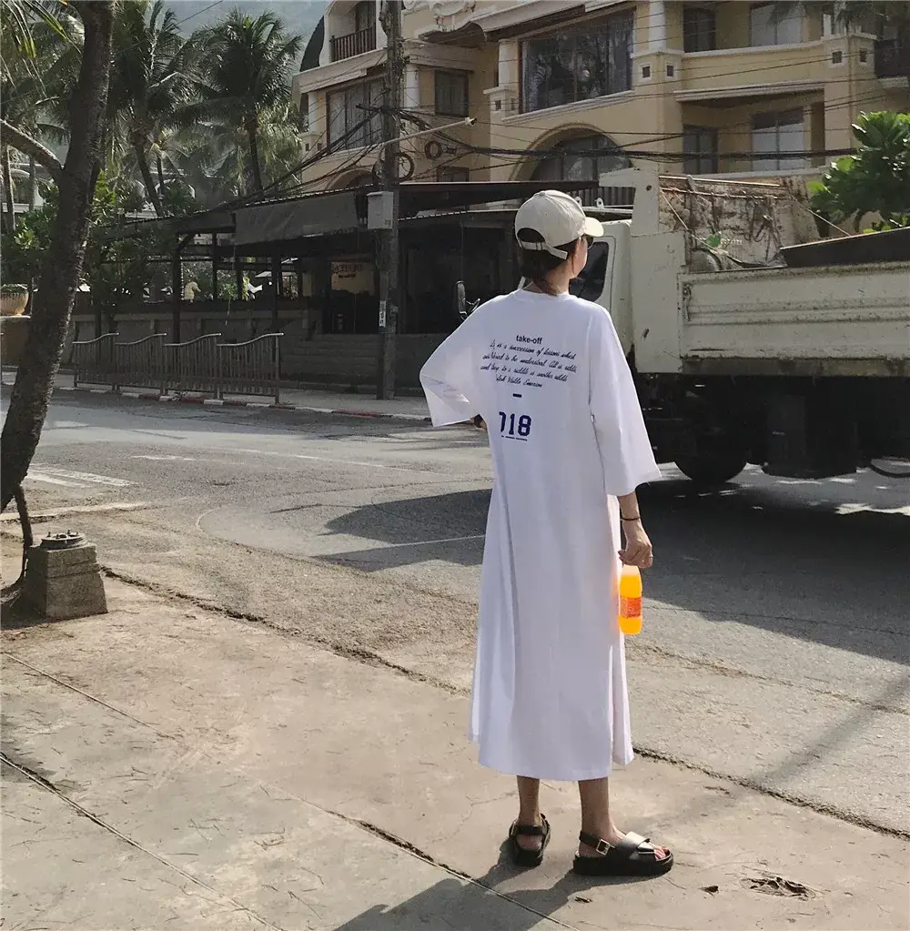 2025 White Letter Printed Over-the-Knee T-Shirt for Women — feature 7